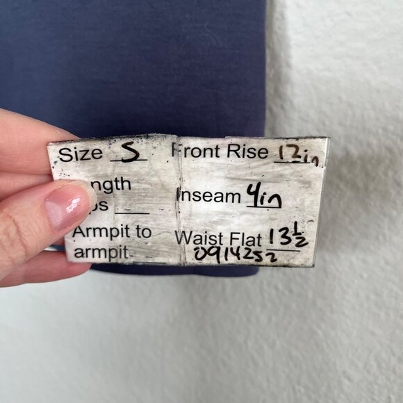 Spanx Womens AirEssentials Navy Blue 4 inch Shorts Small 50683r - Picture 9 of 9